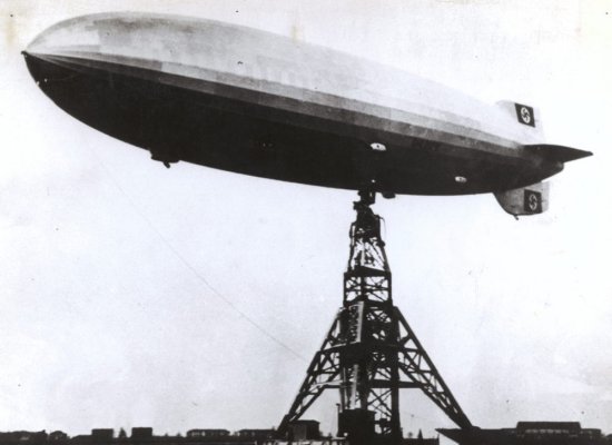 Hindenburg approaching the mooring mast at Lakehurst just before disaster struck