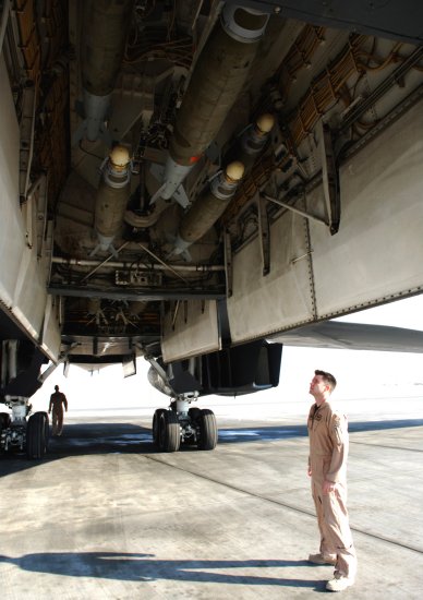 Aerospaceweb.org | Aircraft Museum - B-1B Lancer Pictures