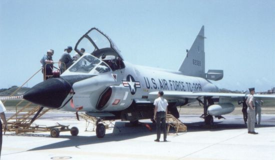 TF-102 trainer