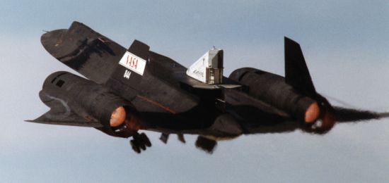 Flight test of the LASRE aerospike engine mounted on the SR-71