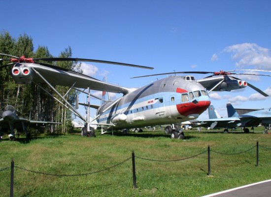 Mil V-12, largest helicopter in the world