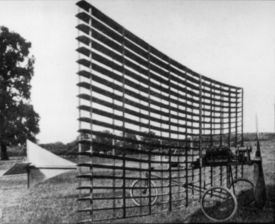 1904 Multiplane with 20 wings and rudimentary tail control surfaces